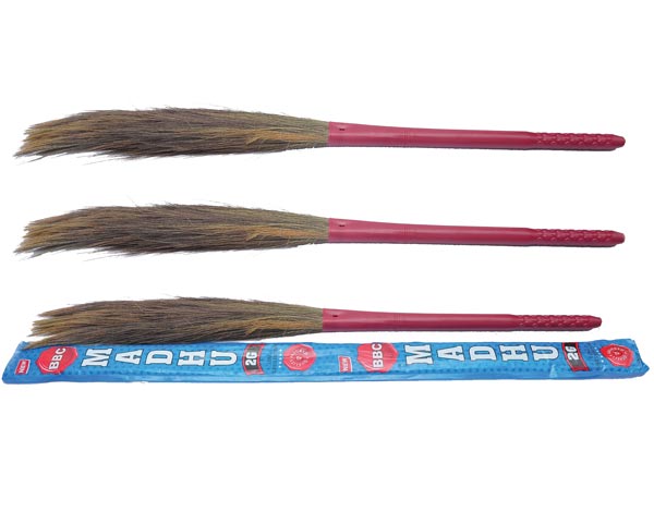 066_Gray broom set